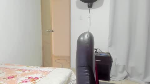 Sanddi  online show from 10.28.25