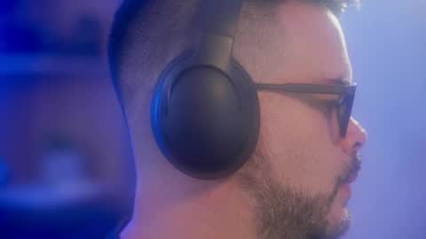 Sanders online show from 04.11.26