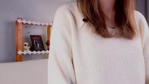 Snapshot of sandili chatting on 11.03.25 Isabel but you can call me Bella online show from 11.03.25