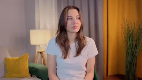 Snapshot of sandili chatting on 11.11.25 Isabel but you can call me Bella online show from 11.11.25