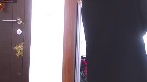 Sandra online show from 01.30.25