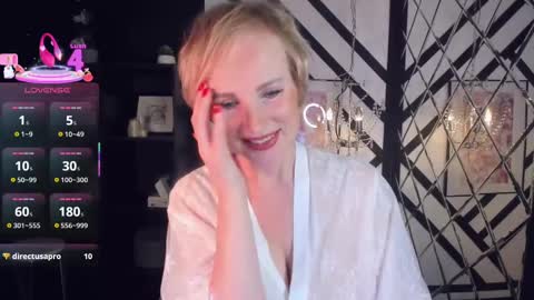 Snapshot of sandra_kind chatting on 02.20.25 Sandra online show from 02.20.25