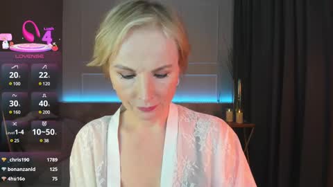 Snapshot of sandra_kind chatting on 03.01.25 Sandra online show from 03.01.25