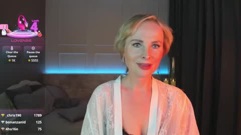 Snapshot of sandra_kind chatting on 03.01.25 Sandra online show from 03.01.25