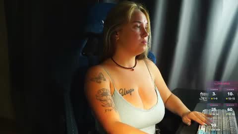 Snapshot of sandra_sww chatting on 07.15.26 sandra sw and bigmen Give our more pleasurePVT IS OPEN online show from 07.15.26