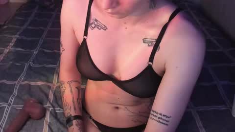 Snapshot of sandraa_a chatting on 10.23.25 sandraa_a online show from 10.23.25
