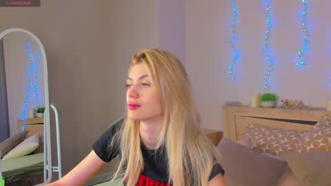 sandraa_anderson online show from 05.17.26