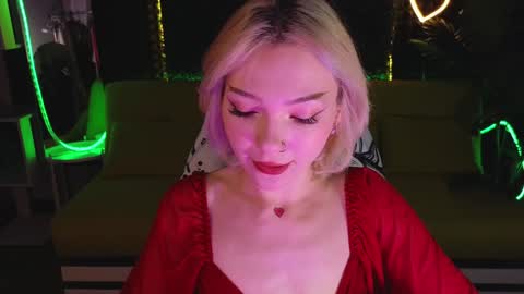 Snapshot of sandraboyl chatting on 01.13.25 Sandy online show from 01.13.25