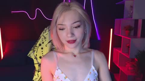 Snapshot of sandraboyl chatting on 01.22.25 Sandy online show from 01.22.25