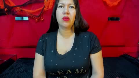 Snapshot of sandraclarkx69 chatting on 10.16.25 sandraclarkx69 online show from 10.16.25
