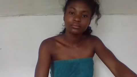 Snapshot of sandricaaa chatting on 12.03.25 sandricaaa online show from 12.03.25