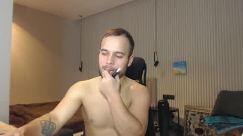 Snapshot of sandro_best chatting on 02.09.25 DeAlex online show from 02.09.25