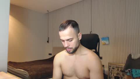 Snapshot of sandro_best chatting on 02.19.25 DeAlex online show from 02.19.25