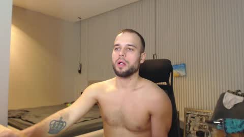 Snapshot of sandro_best chatting on 02.23.25 DeAlex online show from 02.23.25