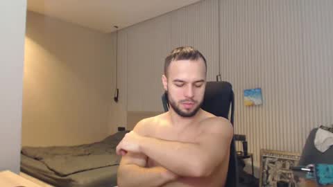 Snapshot of sandro_best chatting on 02.24.25 DeAlex online show from 02.24.25