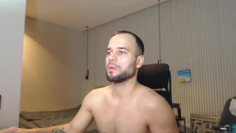 Snapshot of sandro_best chatting on 02.24.25 DeAlex online show from 02.24.25