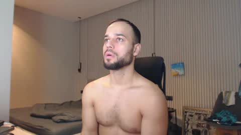 Snapshot of sandro_best chatting on 03.03.25 DeAlex online show from 03.03.25