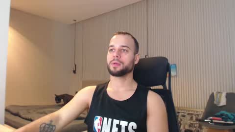 Snapshot of sandro_best chatting on 03.05.25 DeAlex online show from 03.05.25