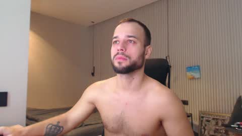 Snapshot of sandro_best chatting on 03.06.25 DeAlex online show from 03.06.25