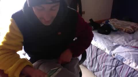 Snapshot of sandropertoni chatting on 12.20.25 lucas online show from 12.20.25