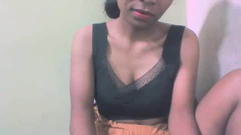 Snapshot of sandy735579 chatting on 02.15.26 sandy735579 online show from 02.15.26