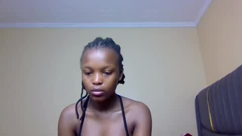 Snapshot of sandy_bby1 chatting on 10.18.25 sandy online show from 10.18.25