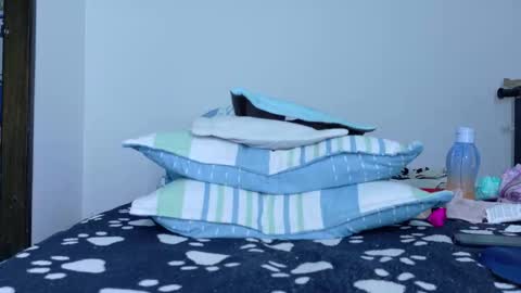 sandy online show from 10.10.25