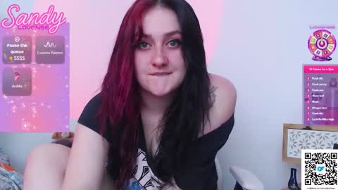 Snapshot of sandyprinss chatting on 12.16.25 Sandy Prinss online show from 12.16.25