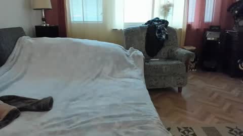 Sandy online show from 12.13.24