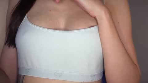 Sandy online show from 12.15.25