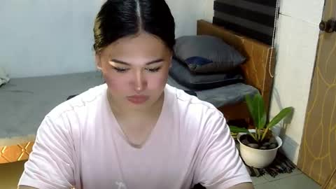 Snapshot of sangre_danaya chatting on 09.22.25 DANAYA online show from 09.22.25