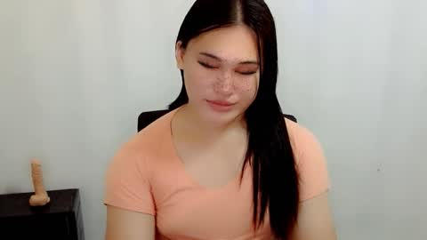 Snapshot of sangre_danaya chatting on 10.11.25 DANAYA online show from 10.11.25