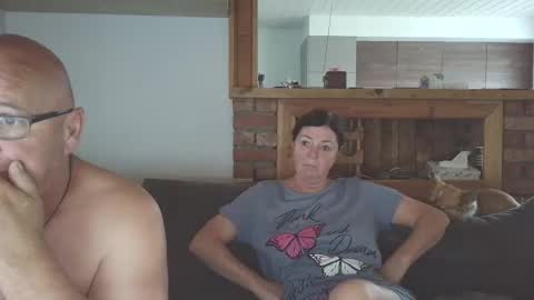 sanroom online show from 10.12.25