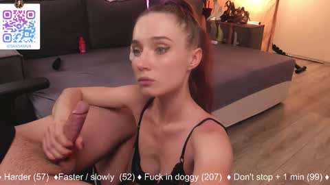 Sansa and Alex online show from 11.03.25