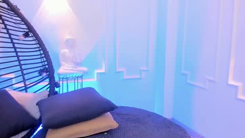 sofia online show from 12.20.24