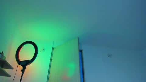 Snapshot of santi__ferrer chatting on 04.21.26 Santi Ferrer online show from 04.21.26