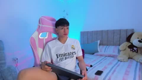 santi online show from 04.21.26