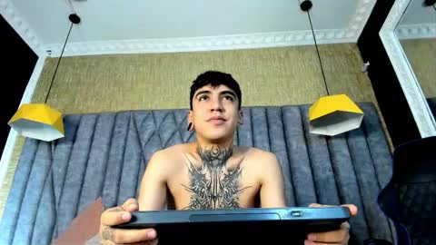 SantiAbader online show from 10.21.25