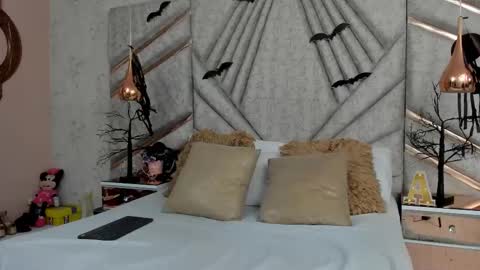 SantiAbader online show from 11.03.25