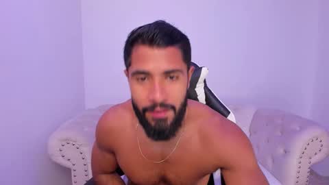santiago_huntt online show from 12.19.25