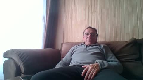 Snapshot of santiago_n chatting on 06.02.26 santiago_n online show from 06.02.26