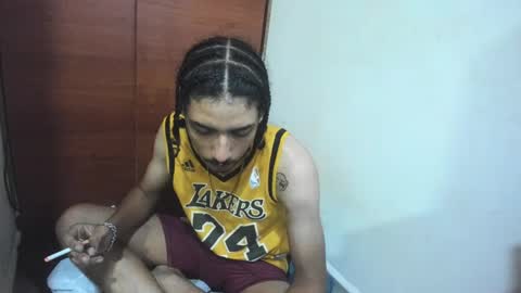 Snapshot of santiagoxxxtreme_ chatting on 12.30.24 Santiago online show from 12.30.24