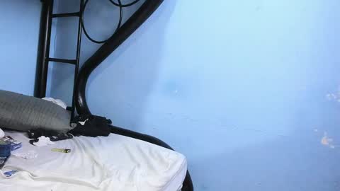 Snapshot of santiagoxxxtreme_ chatting on 01.28.25 Santiago online show from 01.28.25