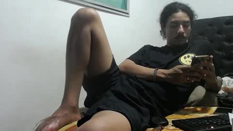 Snapshot of santiagoxxxtreme_ chatting on 09.09.25 Santiago online show from 09.09.25