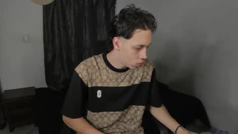 Julius Novachrono  online show from 03.26.26