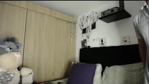 Santii online show from 11.14.25