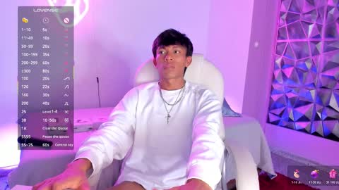 Santii online show from 11.18.25