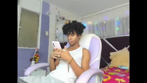 Snapshot of santy_bigcock_01 chatting on 01.09.26 santy online show from 01.09.26