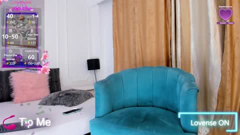 Snapshot of santy_carrington chatting on 02.08.25 Santiago Carrington online show from 02.08.25