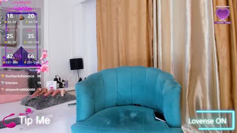 Snapshot of santy_carrington chatting on 02.08.25 Santiago Carrington online show from 02.08.25